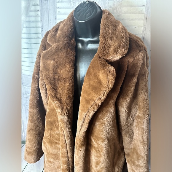 WARM AND COSY COAT IN CHOCOLATE - Picture 7 of 11